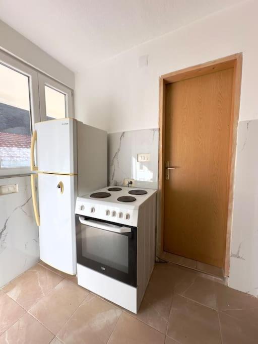 Jg Sunny Balcony Apartment Skadar Lake Podgoriçe Dış mekan fotoğraf